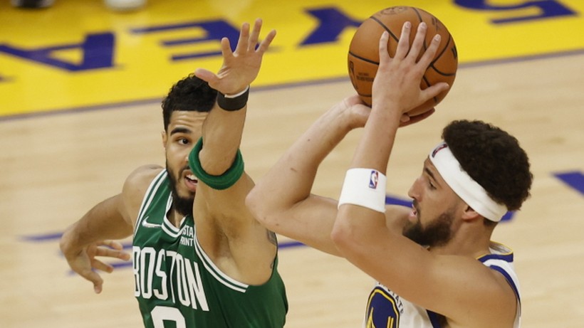 NBA: Celtics lepsi w pierwszym meczu finału