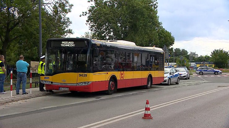 Kolejny wypadek autobusu w Warszawie. Miasto zawiesiło umowę z Arrivą