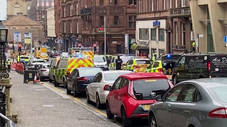 Atak nożownika w Glasgow. Ranny policjant, są ofiary śmiertelne