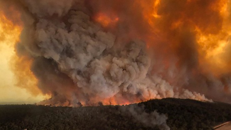Ogień pochłania Australię. Zginęło już co najmniej 17 osób