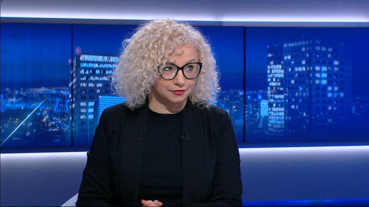 Катажина Котула в фильме "Гость событий". Смотреть с 19:15