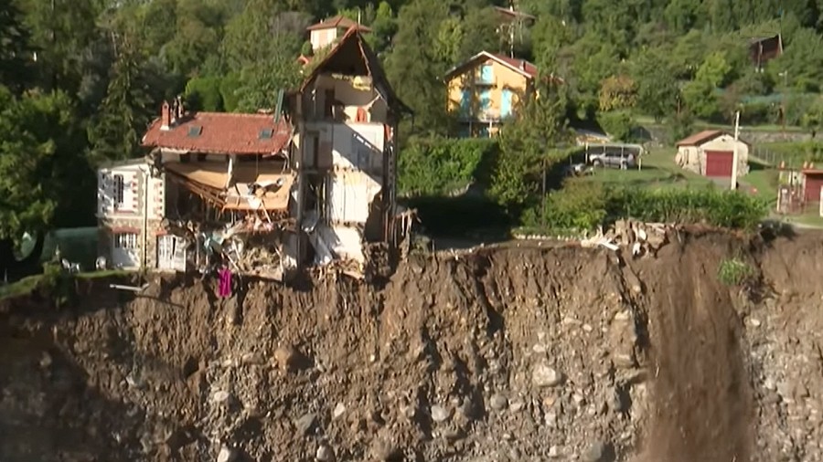 Osunięcia ziemi na Lazurowym Wybrzeżu we Francji. Fot. Facebook / France 3.