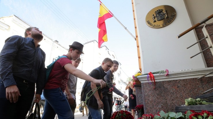 Piłkarze w Niemczech i Francji uczczą pamięć ofiar zamachów w Hiszpanii