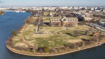 Tajemnicze drony nad bazą w USA. Media: Mieszkają tam ludzie Trumpa