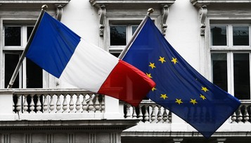 Dwie kobiety ranne w wyniku ataku młotkiem we Francji