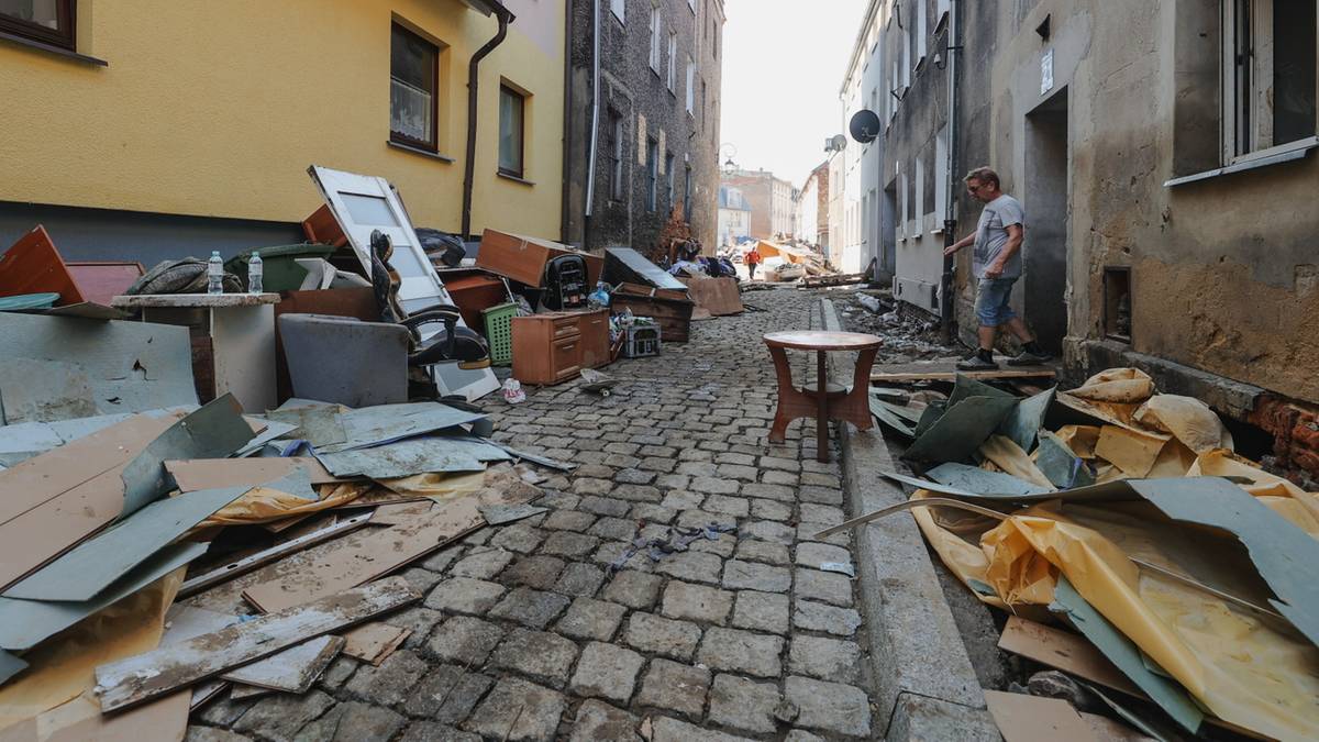 Powodzianie nie muszą brać L4 na usuwanie zniszczeń