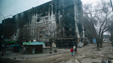 Trwa bombardowanie Mariupola. Ofensywa na ukraińskie przyczółki 