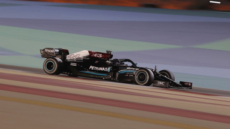 GP Bahrajnu: Lewis Hamilton najszybszy! Max Verstappen nie znalazł sposobu na mistrza świata