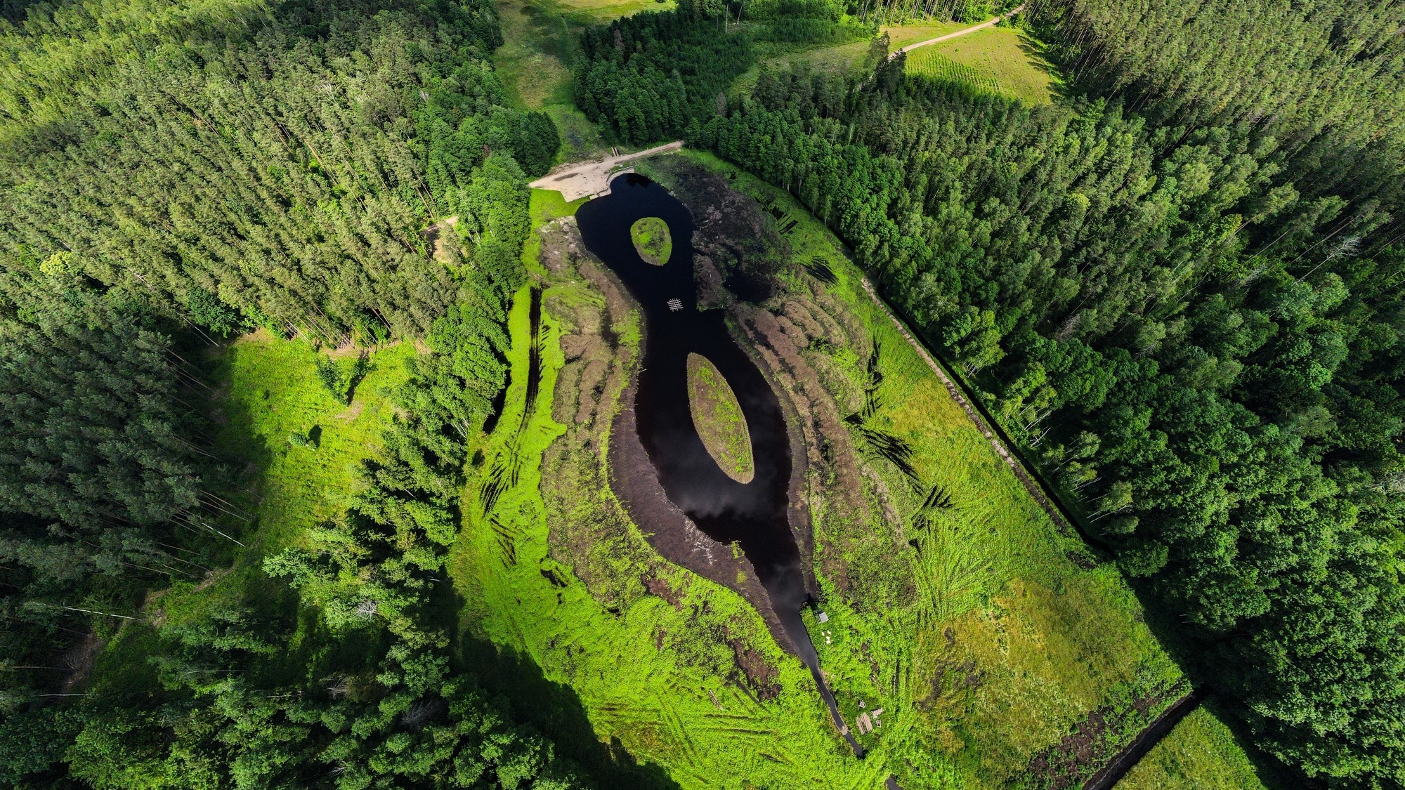 Piękne letnie krajobrazy z lotu ptaka - zdjęcie 21