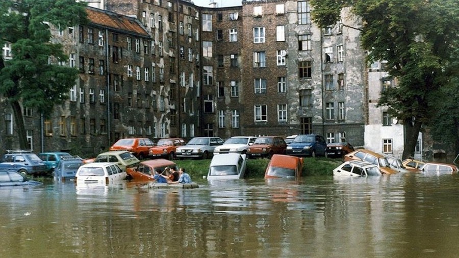 ​Powódź we Wrocławiu w 1997 roku. Fot. Breslau / Sikor 61 / Facebook / fotopolska.eu