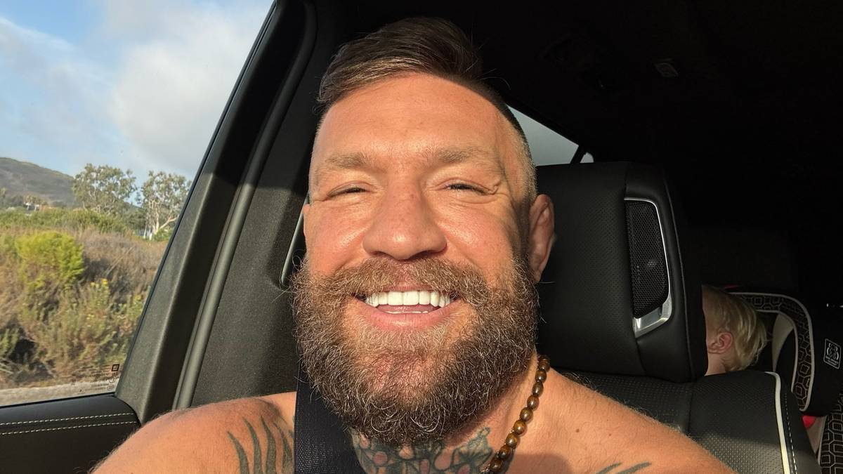 McGregor tears ACL and meniscus at UFC 329 — faces months on the sidelines