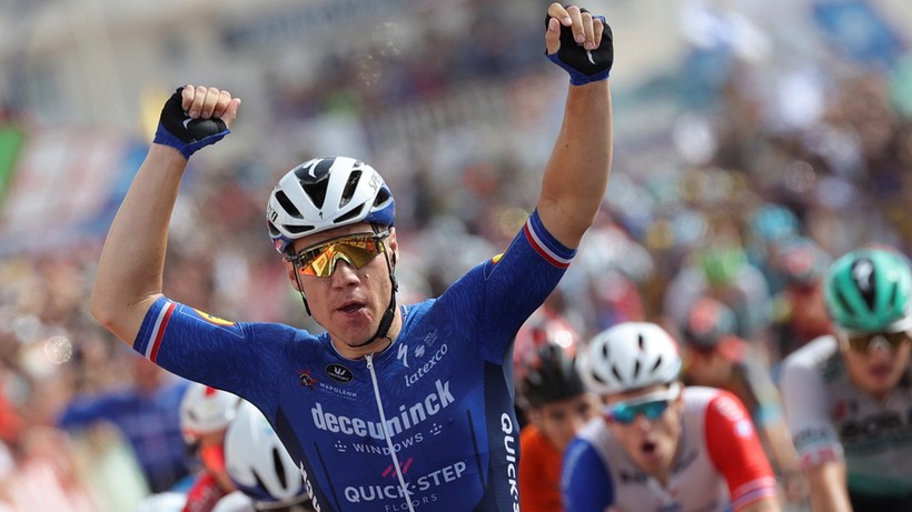 Vuelta a Espana: Fabio Jakobsen wygrał ósmy etap, Roglic nadal liderem