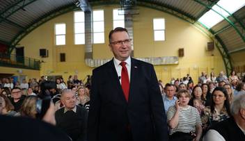 Przemysław Czarnek z życzeniami z okazji Dnia Kobiet. "Bez Was nie ma Polski"