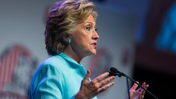 Clinton obiecuje zmniejszyć nierówności dochodów