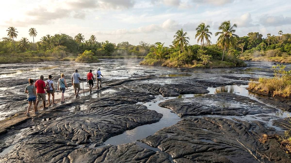 Jezioro Asfaltowe na wyspie Trynidad. Fot. Pixabay.