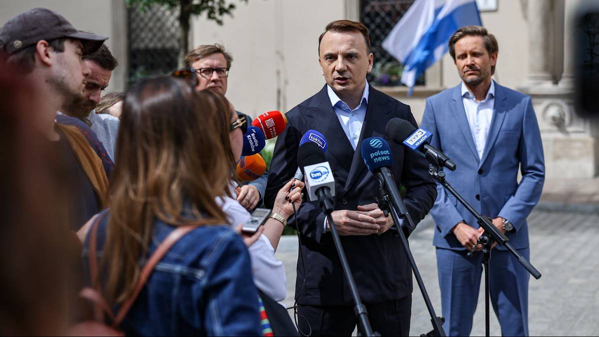Kłopoty Łukasza Gibały. Masa podpisów może zostać odrzucona