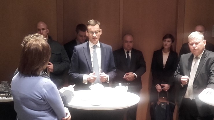 Morawiecki: na razie z lekarzami rezydentami spotka się minister zdrowia