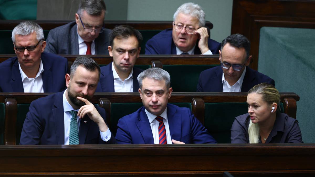 Czesław Siekierski może stracić stanowisko. "Jest spora szansa"