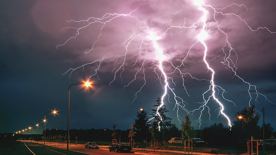 10.05.2019 10:23 Rozpoczyna się sezon burzowy w Polsce. Gdzie zagrzmi dzisiaj i w następnych dniach? Sprawdź!