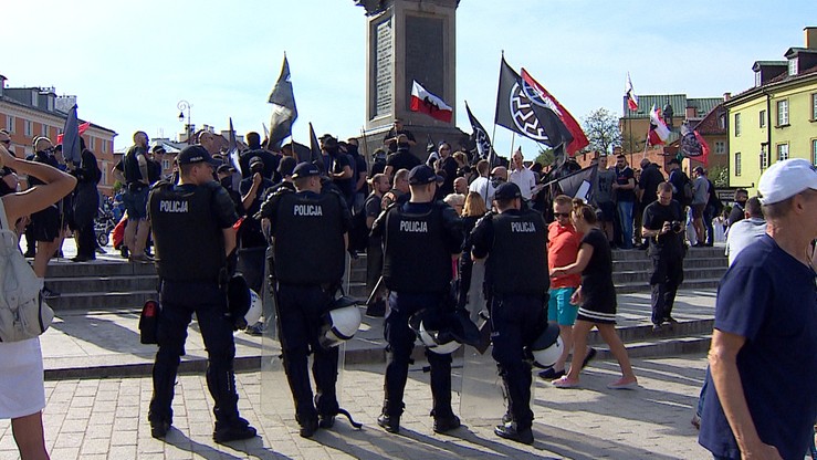 Obywatele RP zawiadamiają prokuraturę po marszu narodowców. "Policja nie dopełniła obowiązków"
