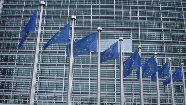 Szef MSZ Luksemburga: UE ma obowiązek ingerowania ws. Polski