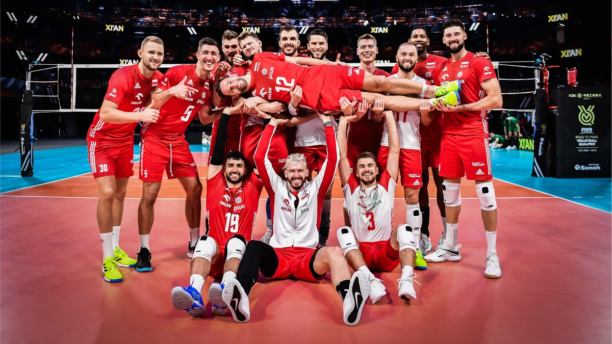 Olympic volleyball qualifications: Poland – Canada.  Live coverage and results