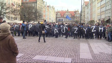 "Chcemy Polski kolorowej, nie brunatnej". Demonstracja antyfaszystowska w Gdańsku