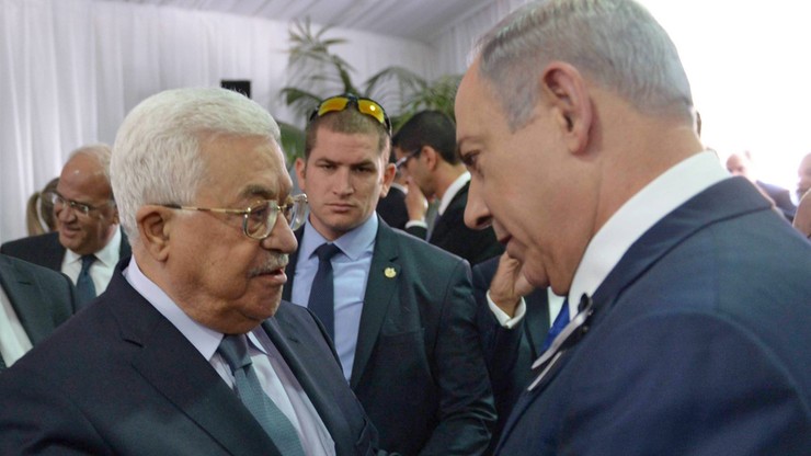 "To jest upokarzające". Palestyńczycy nie zaakceptowali udziału Abbasa w pogrzebie Peresa