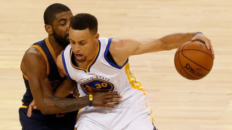 NBA: Nadal najlepiej sprzedaje się koszulka Curry'ego