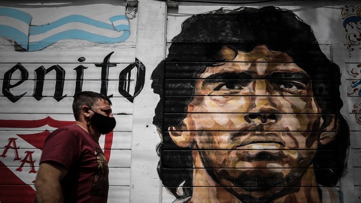 Diego Maradona nie żyje? Przecież Bogowie nie umierają