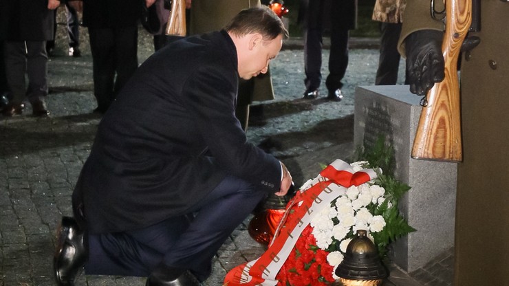 Prezydent Duda złożył wieńce na Polskim Cmentarzu Wojennym w Bykowni