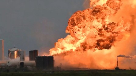 30.05.2020 05:00 Gigantyczna eksplozja w ośrodku SpaceX. Prototyp rakiety nie wytrzymał testu [FILM]