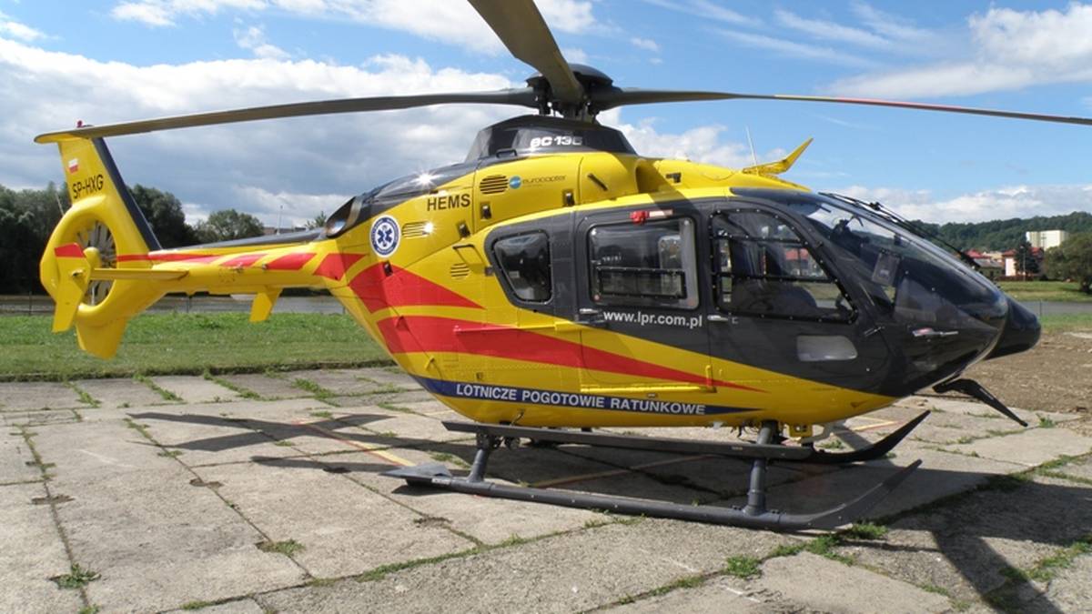 Wójt spadł przed dziurę w stropie. Groźny wypadek na budowie