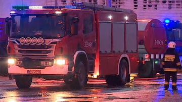 Pożar w budynku socjalnym w Ostrowie Wlkp. 54-letni mężczyzna zginął w płomieniach