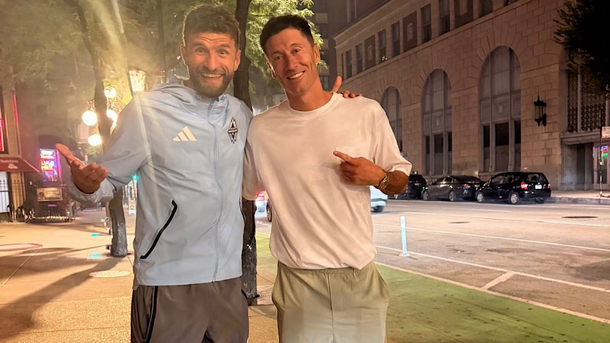 Debiut Lewandowskiego w Chicago Fire odłożony — spotkał się za to z Muellerem