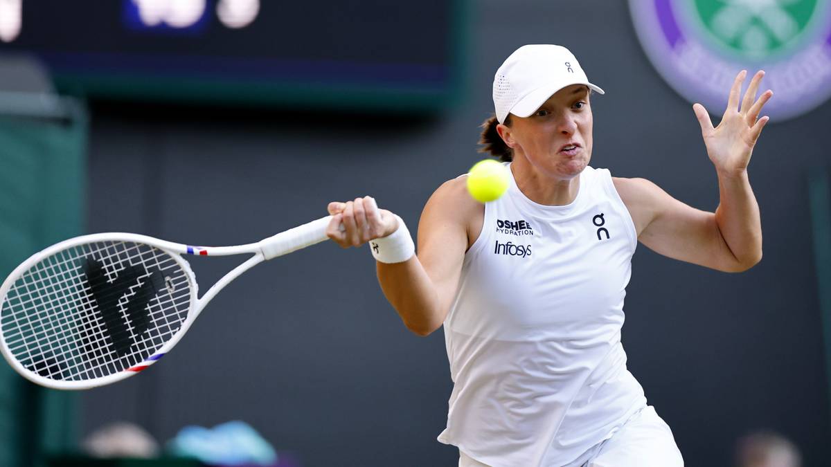 Wimbledon: Iga Świątek - Ludmiła Samsonowa. Relacja na żywo