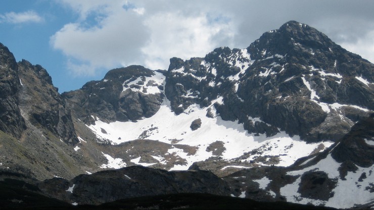 Tragiczny wypadek w Tatrach. Nie żyje turysta, który spadł ze Świnicy