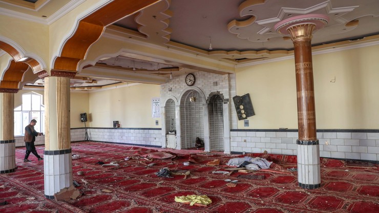 Zamach na meczet w Kabulu. Reuters: Państwo Islamskie przyznało się do ataku