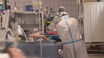 Ponad 700 zakażeń. Prawie 100 osób pod respiratorami