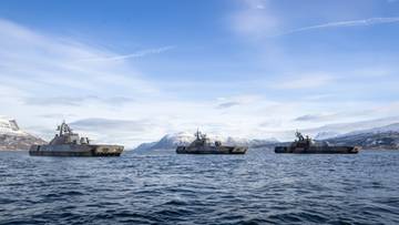 Podejrzany manewr na Atlantyku. Rosyjski tankowiec nad podmorskim kablem