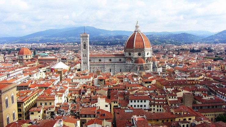 Władze Florencji walczą ze sprzedażą kiczowatych pamiątek