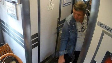 Ukradli walizki w pociągach. Policja poszukuje złodziei