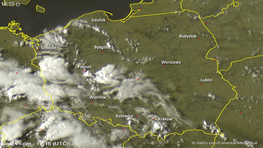 Zdjęcie satelitarne Polski w dniu 30 maja 2018 o godzinie 18:15. Dane: Sat24.com / Eumetsat.