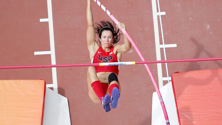 Suhr pobiła własny rekord świata w hali w skoku o tyczce