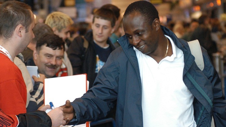 Emmanuel Olisadebe - Portsmouth FC (2006)