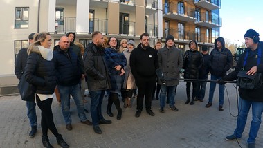 Zapłacili za mieszkania. Dwa lata czekają na klucze