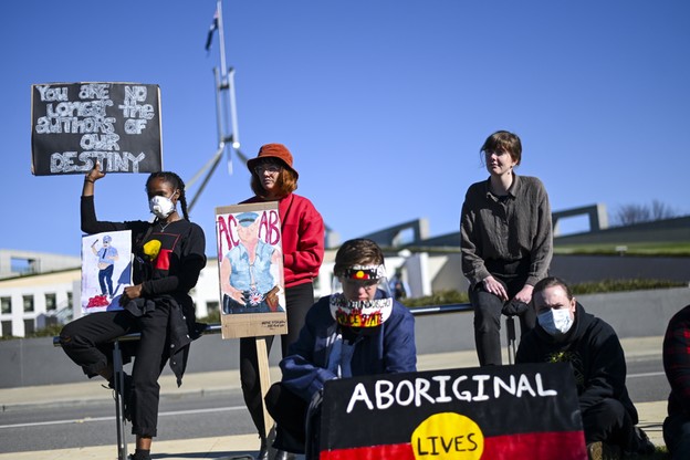 W Australii protestujący zwrócili uwagę na przypadki śmierci rdzennych mieszkańców w policyjnych aresztach
