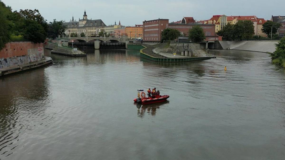 Dramat we Wrocławiu. Ciało młodego mężczyzny w Odrze