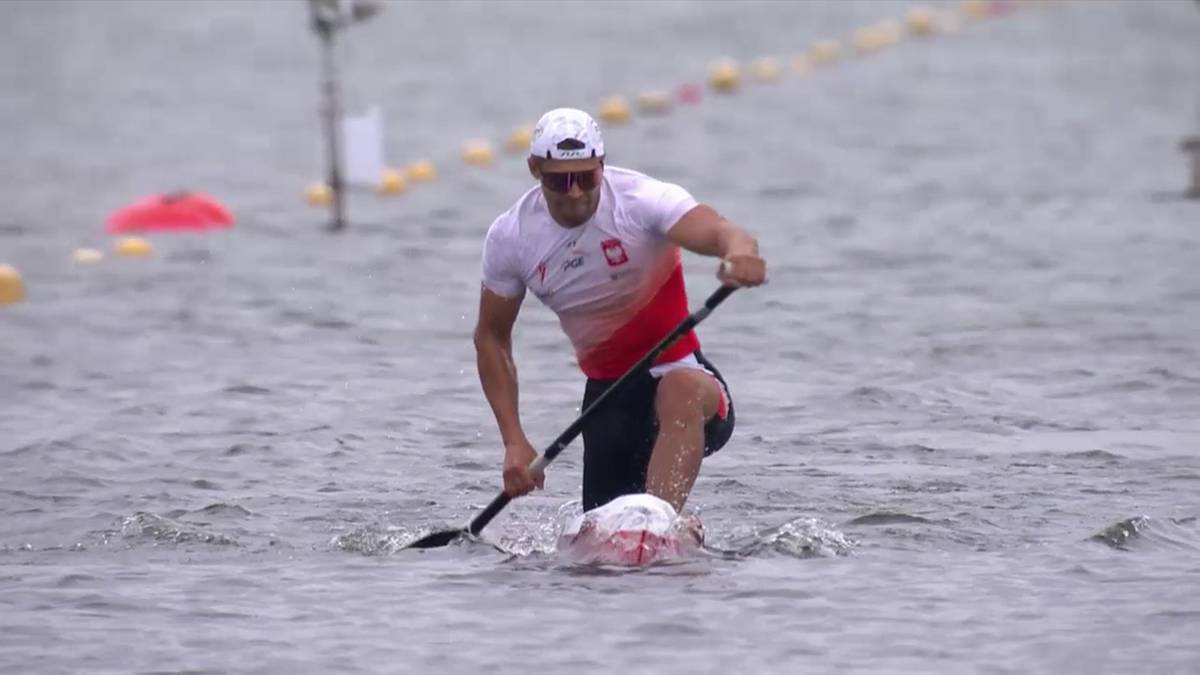 Oleksii Koliadych wins canoe sprint world title in C1 200m in Poznań