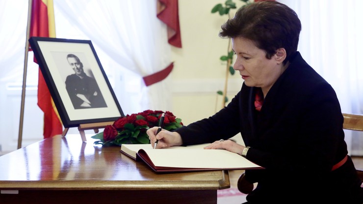 Księga kondolencyjna poświęcona pamięci Młynarskiego